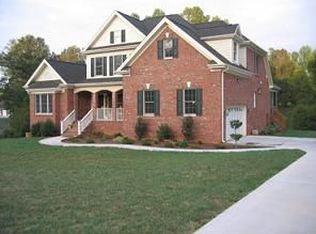 198 Meadow Ridge Dr, Mocksville, NC 27028