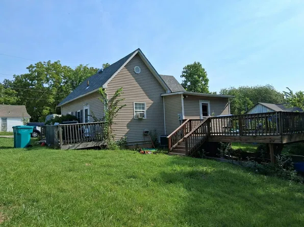 92 Oak St, Sullivan, MO 63080