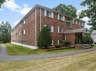 52 Purchase St #4, Danvers, MA 01923