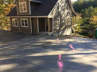 13400 Bellacoola Rd, Soddy Daisy, TN 37379