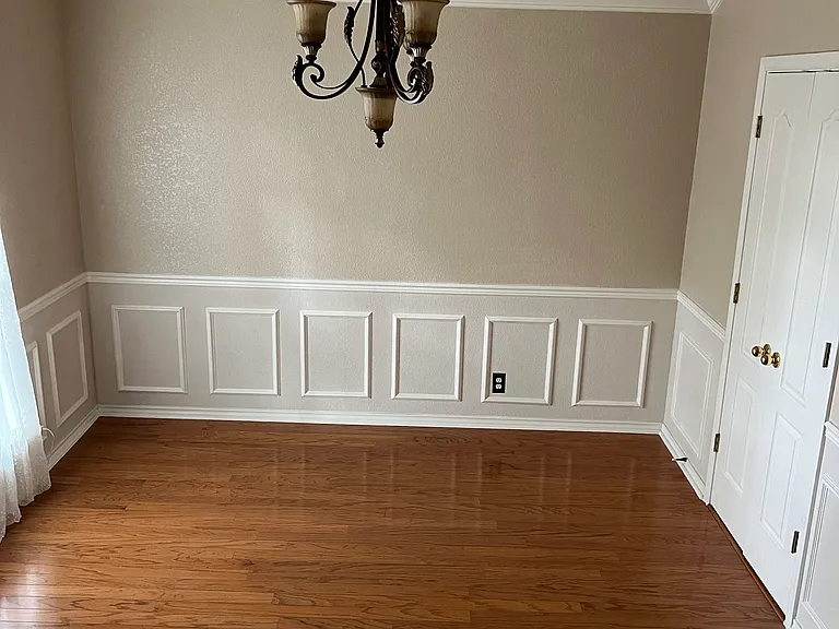 115 Da Vinci — Photo 2