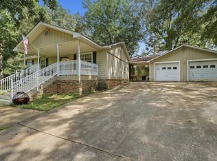 6432 Thornton Ln, Bessemer, AL 35023