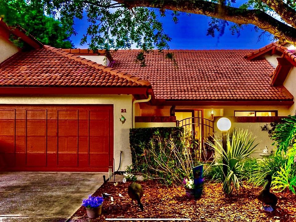 1st image of 21 Village Cir