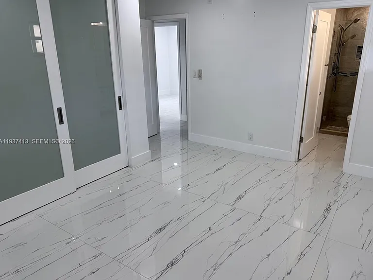 11100 NW 21st St #0 — Photo 11