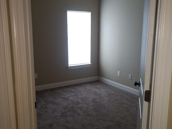 4th image of 24223 Chateau De Chene Blvd