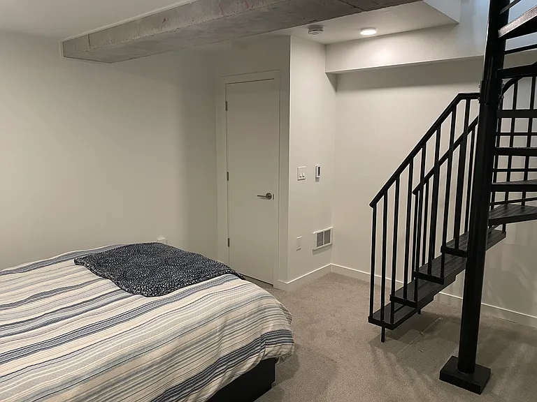 2617 Franklin Ave E #D — Photo 23