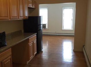 317 9th St #2R, Brooklyn, NY 11215