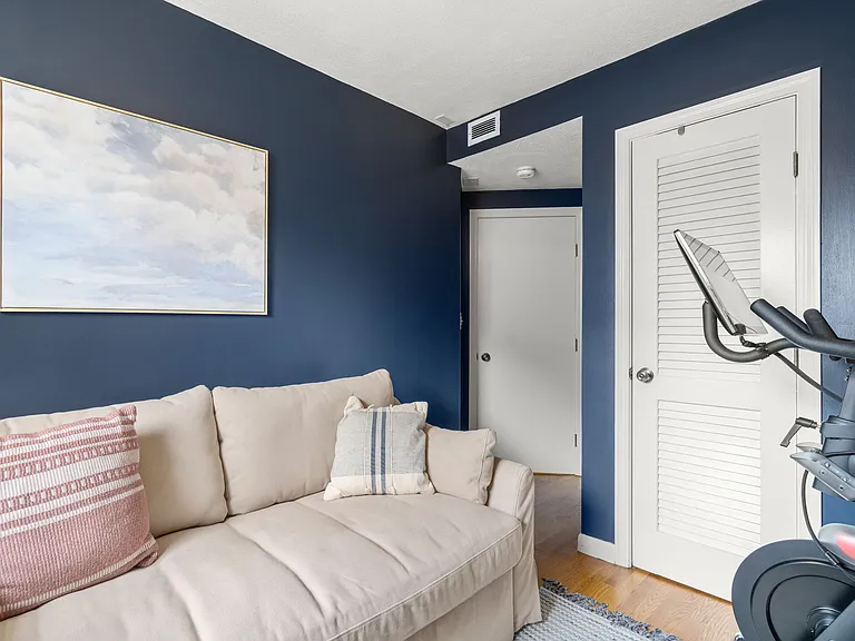 9 Battery St #7 — Photo 16