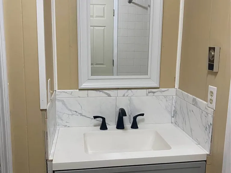 1109 Memorial Dr — Photo 20