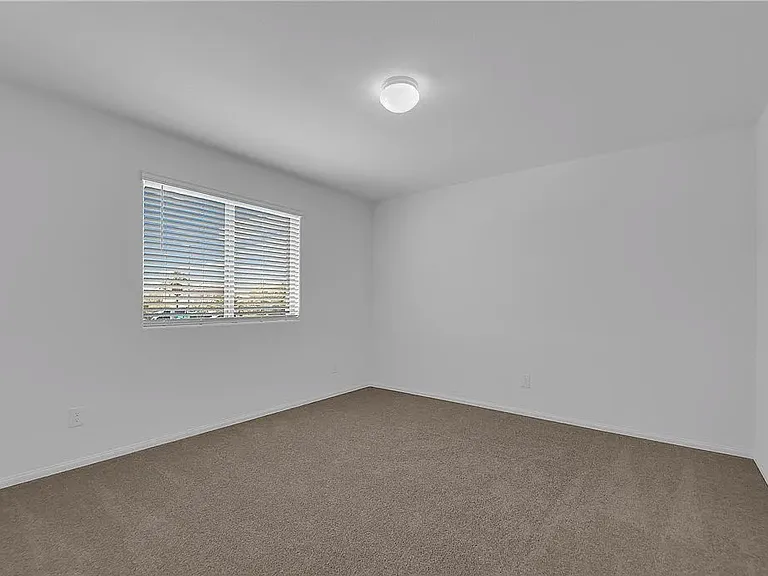 6086 Swift Lariat St — Photo 5