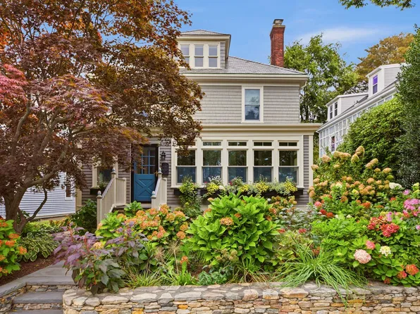 50 Morton Ave, Newport, RI 02840
