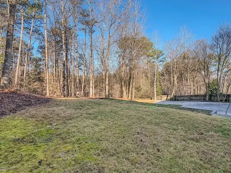 4438 Glengary Dr NE — Photo 25