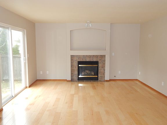 Family Rm with Fireplace