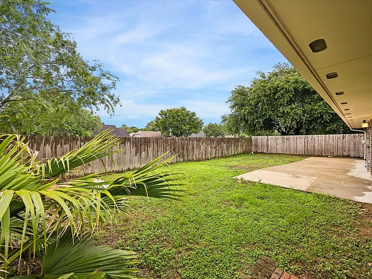 14718 Cypress Green Dr — Photo 34