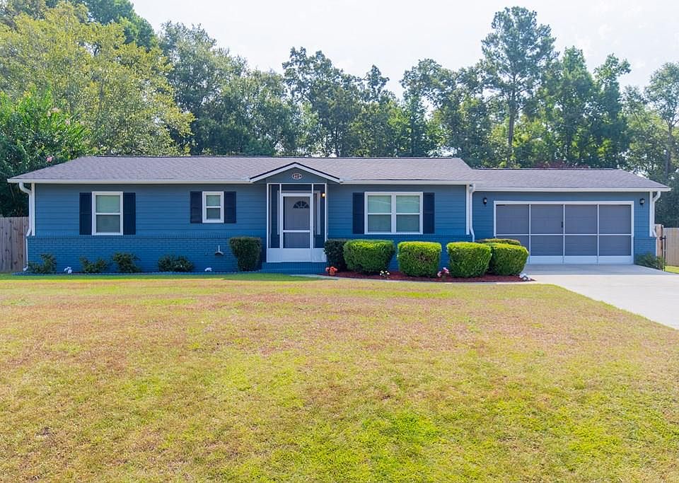 1st image of 4412 Holly Ln