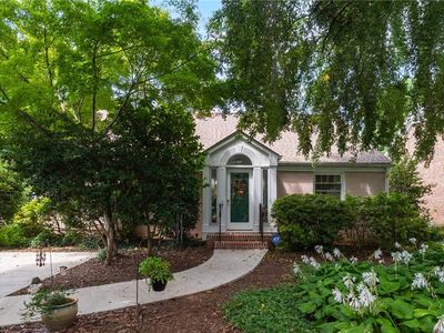 211 E Avondale Dr, Greensboro, NC, 27403