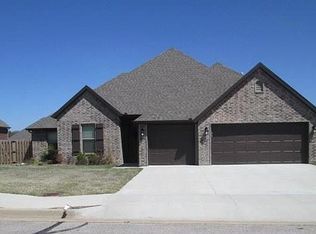 1420 Sweetbriar Way, Way, AR 72719