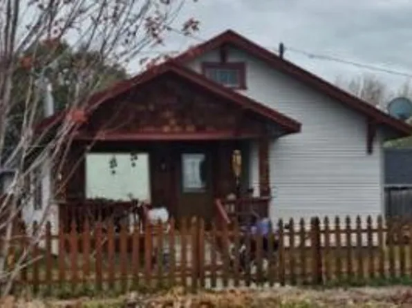 2750 6th St, Baker City, OR 97814