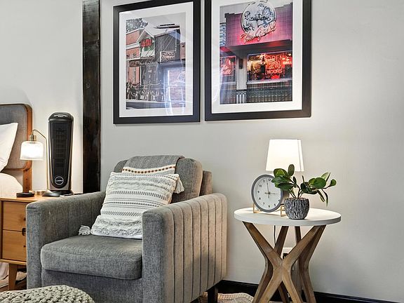 Reading Area