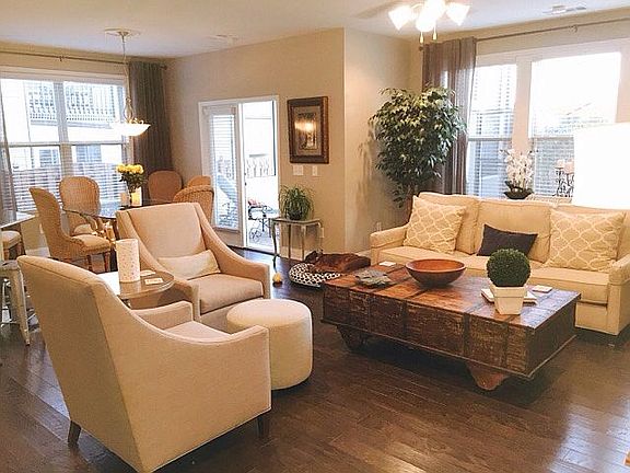 Hardwoods in all main areas