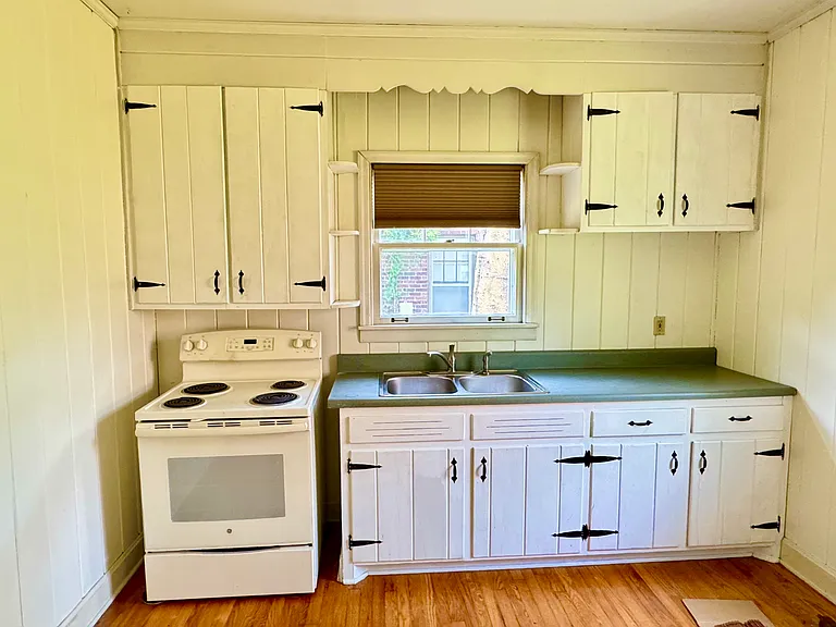 400 Acklen Park Dr #3 — Photo 5