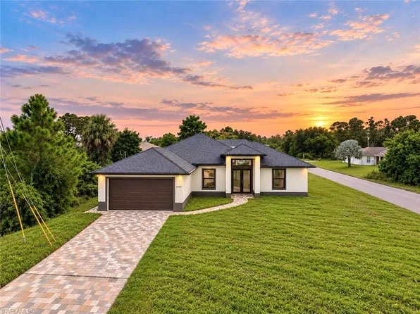 2727 1st ST SW, LEHIGH ACRES, FL 33976
