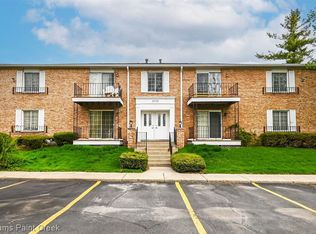 30739 S Shiawassee Rd #34, Farmington, MI 48336