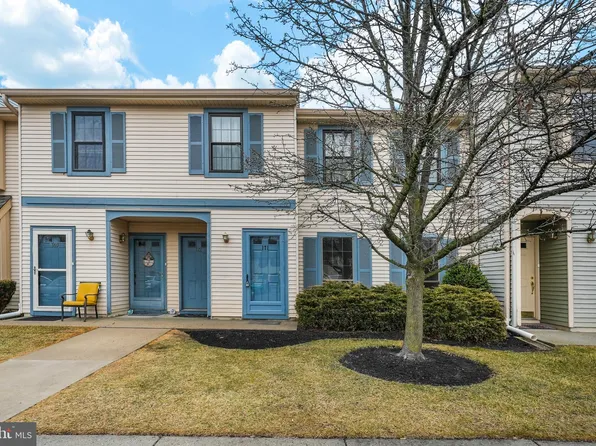 171 Wyndham Pl, Robbinsville, NJ 08691