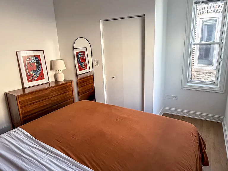 1856 W Chicago Ave #4F — Photo 6