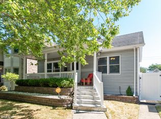 10951 S Central Park Ave, Chicago, IL 60655