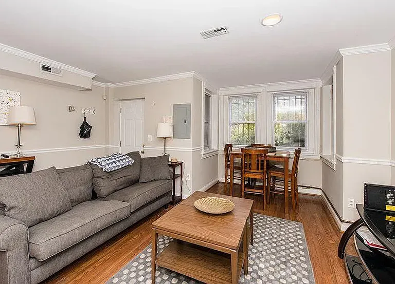 1631 4th St NW #B — Photo 1