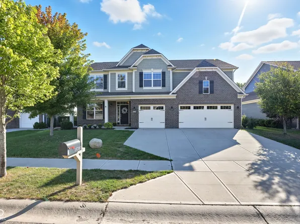 15700 Lawton Square Dr, Noblesville, IN 46062