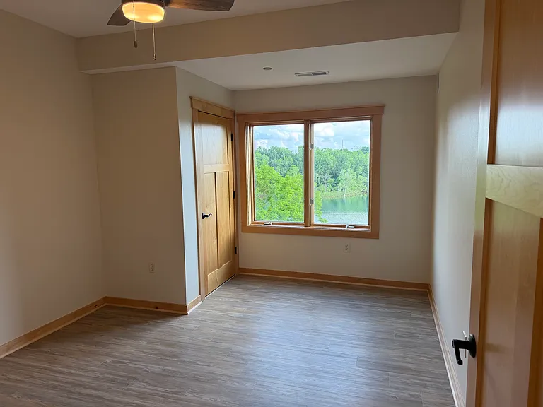 2nd bedroom with new powerful fan and light