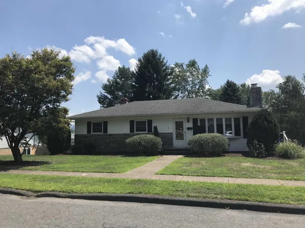 6 Valley View Dr, Swoyersville, PA 18704