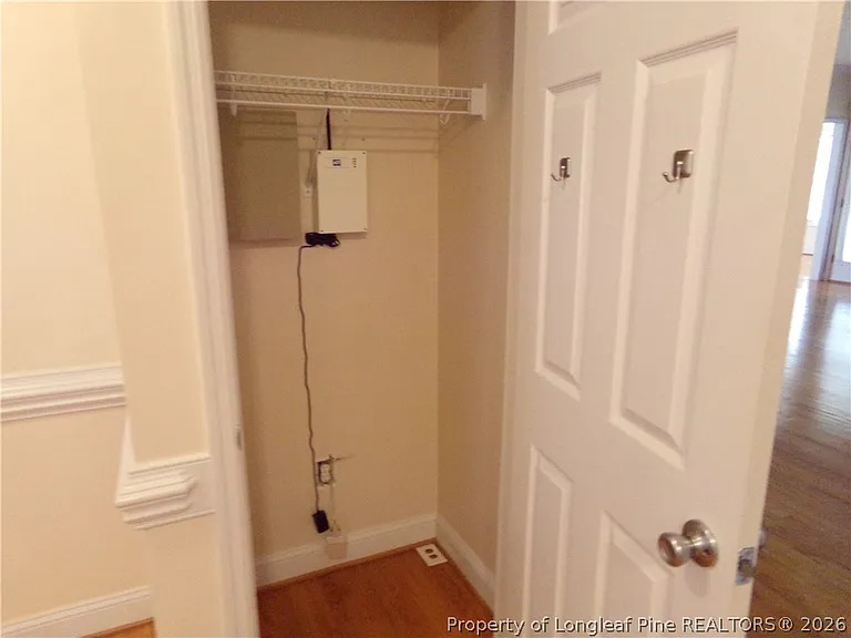 290 Robeson St — Photo 35