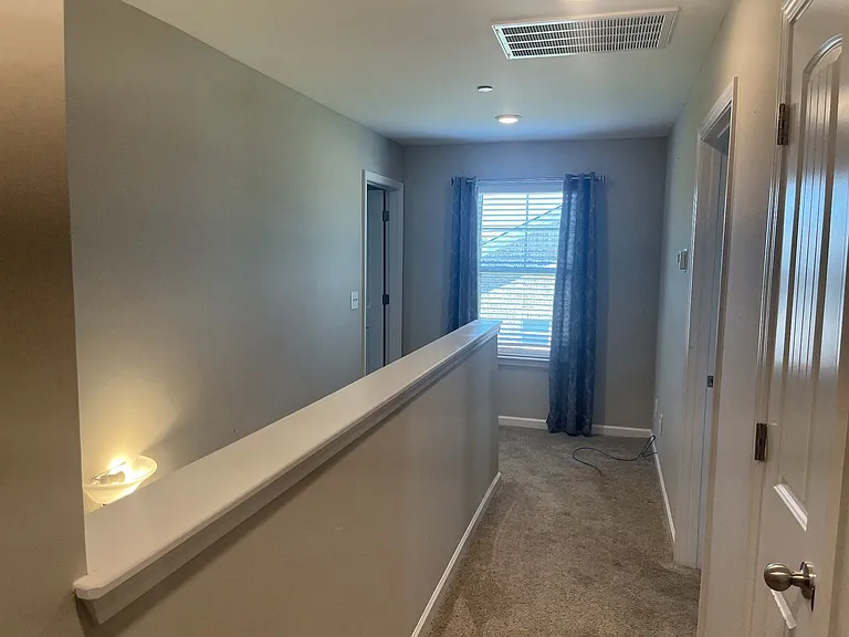 1055 Amber Hills Dr — Photo 17
