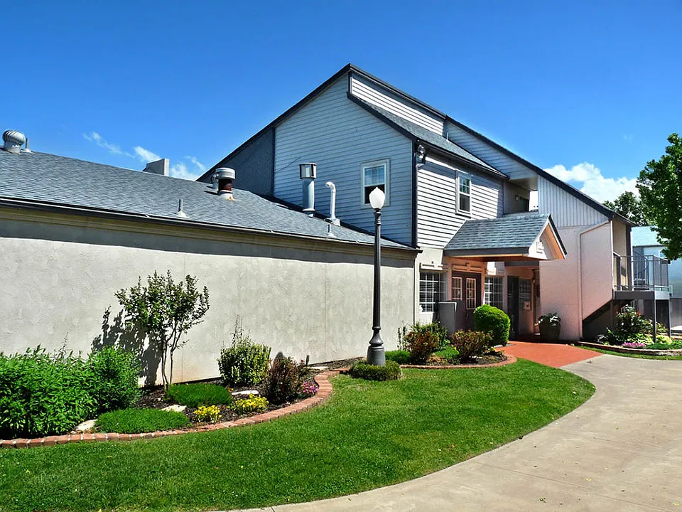 Briar Glen Apartments