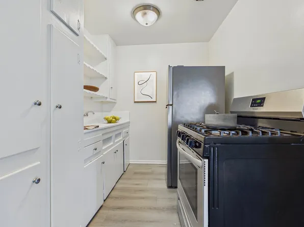Fourth Avenue, 233 4th Ave APT 1, Venice, CA 90291