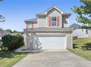 139 Palmetto St, Locust Grove, GA 30248