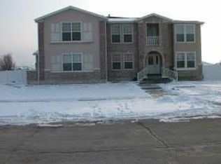 706 Golden Pheasant Dr, Draper, UT 84020