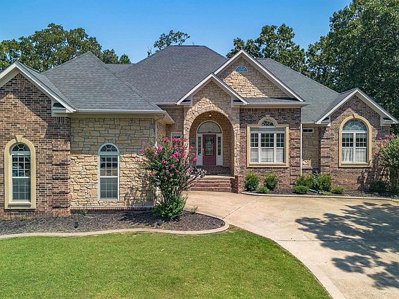 2nd image of 25 Hickory Bend Dr
