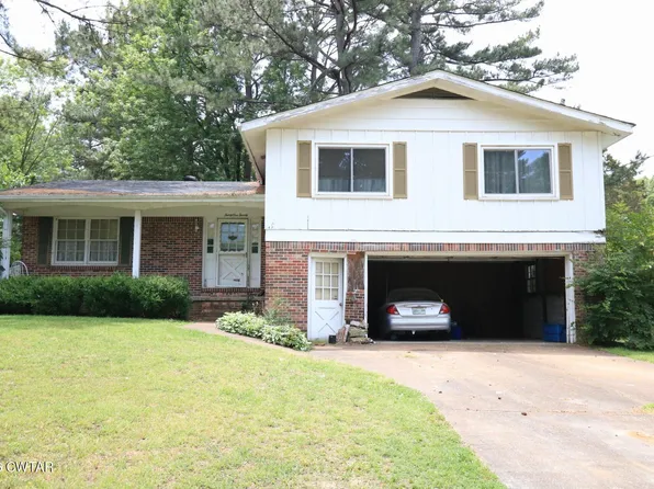 3120 N Circle Dr, Humboldt, TN 38343