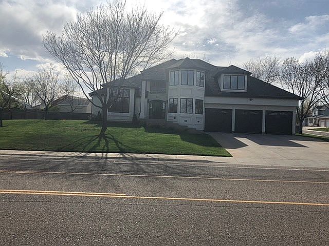 2nd image of 217 Encino Dr