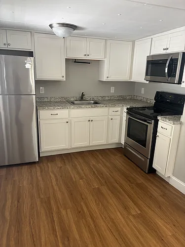 1346 Newport Ave #D-9 Photo 1