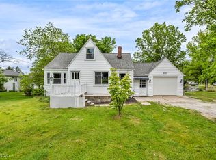 8355 Eagle Rd, Kirtland, OH 44094