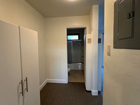 4th image of 132 Southwood Ctr #7