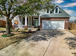 10736 Highland Ridge Rd, Fort Worth, TX 76108