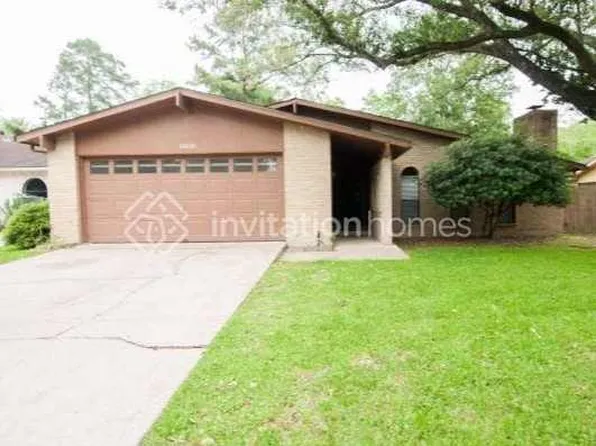 18110 Navajo Trail Dr, Spring, TX 77388