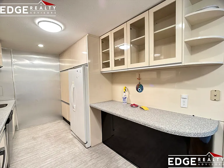 121 Tremont St #322 — Photo 8
