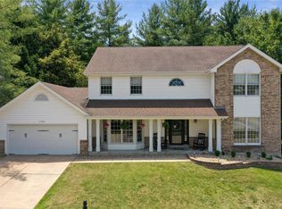 1743 Timber Ridge Estates Dr, Ballwin, MO 63011